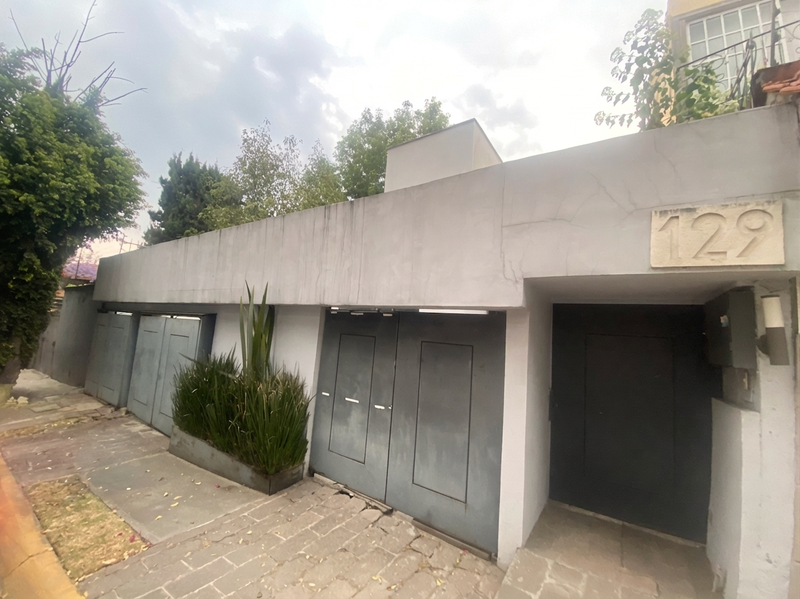 Casa en venta · Lomas de La Herradura, Huixquilucan, Estado de México Casa en venta · Lomas de La Herradura, Huixquilucan, Estado de México