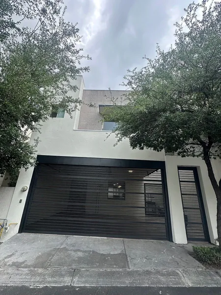 Casa en venta · Cumbres San Agustín 1 Sector, Monterrey, Nuevo León Casa en venta · Cumbres San Agustín 1 Sector, Monterrey, Nuevo León