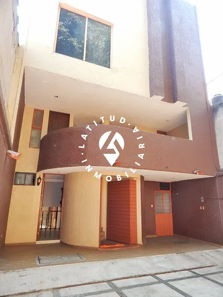 Casa en venta · Coyoacán, Ciudad de México Casa en venta · Coyoacán, Ciudad de México