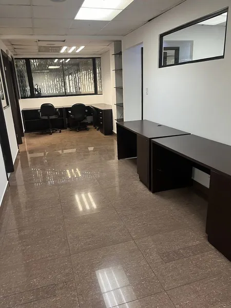 Oficina en venta · Zona de Los Callejones, San Pedro Garza García, Nuevo León