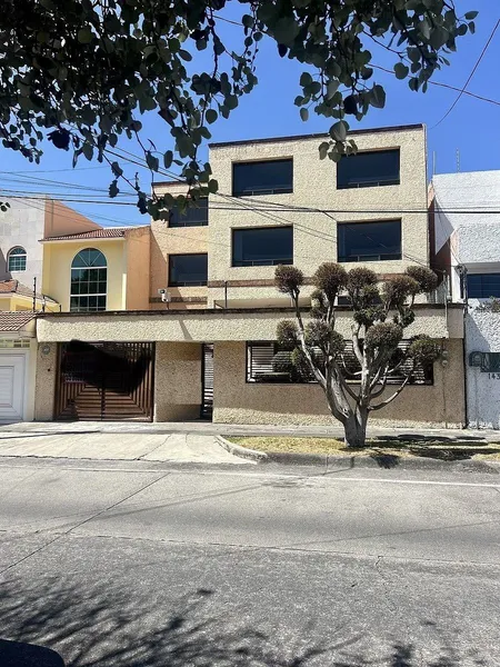 Casa en venta · Ciudad Satélite, Naucalpan de Juárez, Estado de México