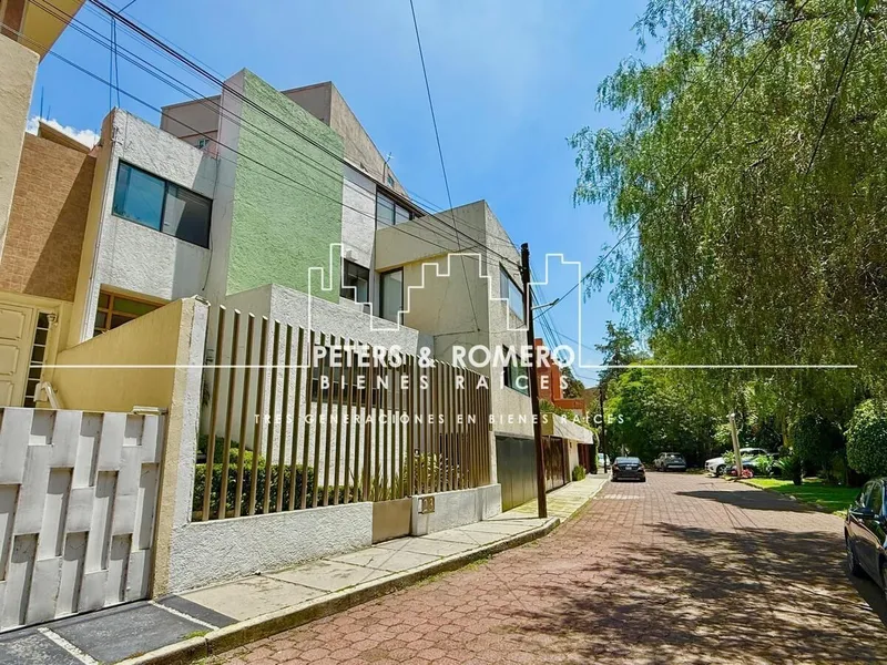 Casa en venta · Lomas Hipódromo, Naucalpan de Juárez, Estado de México Casa en venta · Lomas Hipódromo, Naucalpan de Juárez, Estado de México