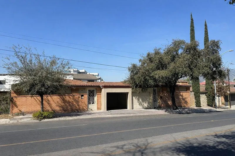 Casa en venta · Bosques del Valle, San Pedro Garza García, Nuevo León