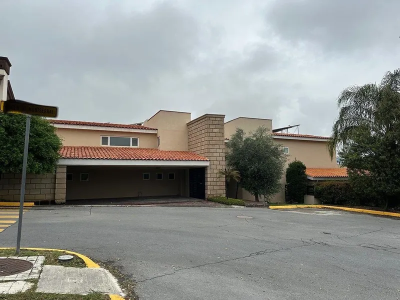 Casa en venta · Sierra Alta, Monterrey, Nuevo León