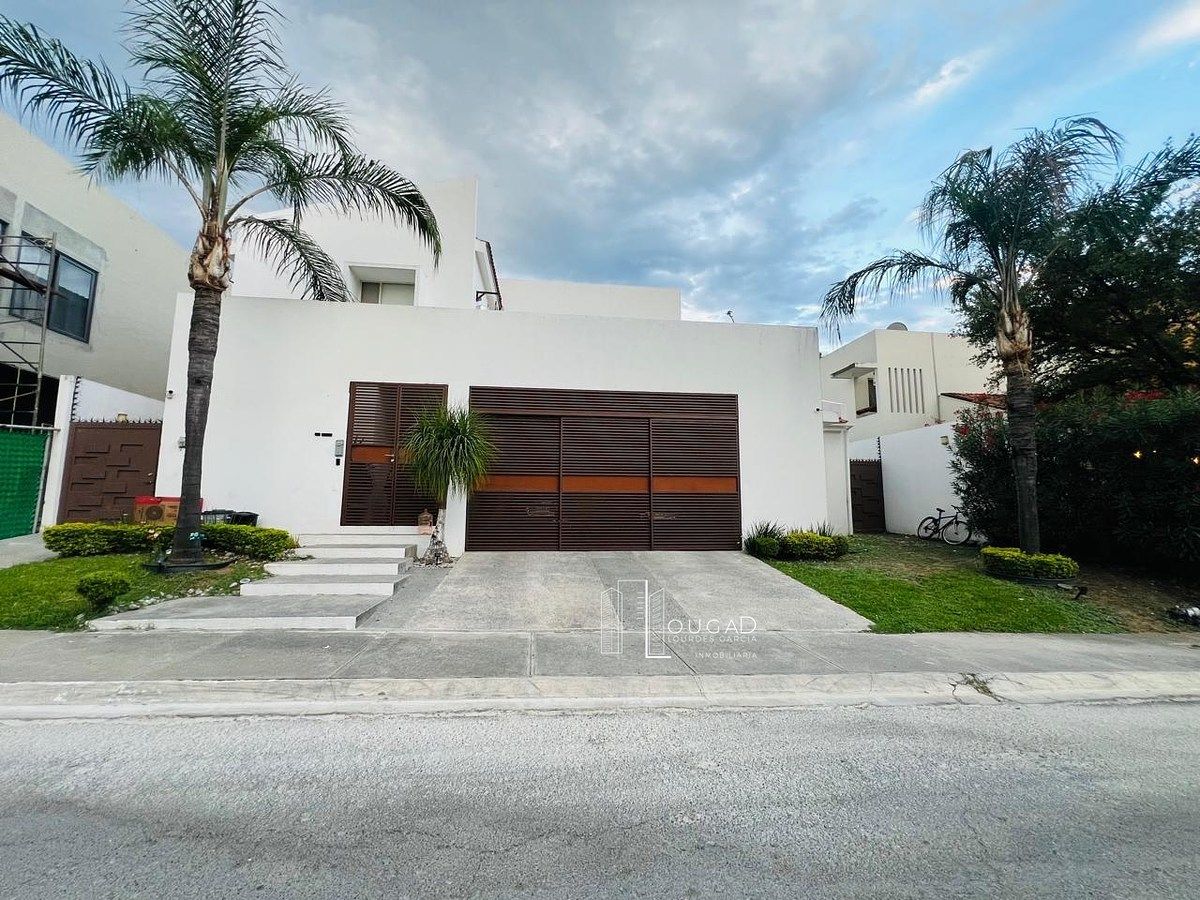 Casa en venta · Residencial y Club de Golf la Herradura, Monterrey, Nuevo León