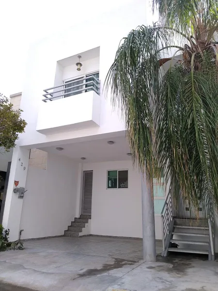 Casa en venta · La Huasteca 1er Sect, Santa Catarina, Nuevo León