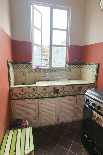 Cocina luminosa y sencilla buena.png
