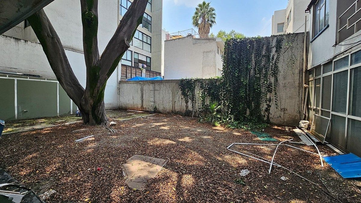 Casa en venta · Ciudad Cuauhtémoc Sección Chiconautla 3000, Ecatepec de Morelos, Estado de México Casa en venta · Ciudad Cuauhtémoc Sección Chiconautla 3000, Ecatepec de Morelos, Estado de México