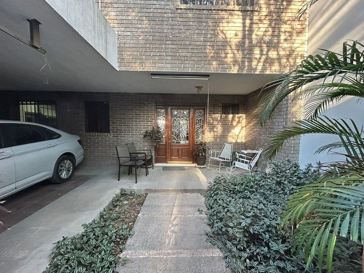 Casa en venta · Jerónimo Siller, San Pedro Garza García, Nuevo León
