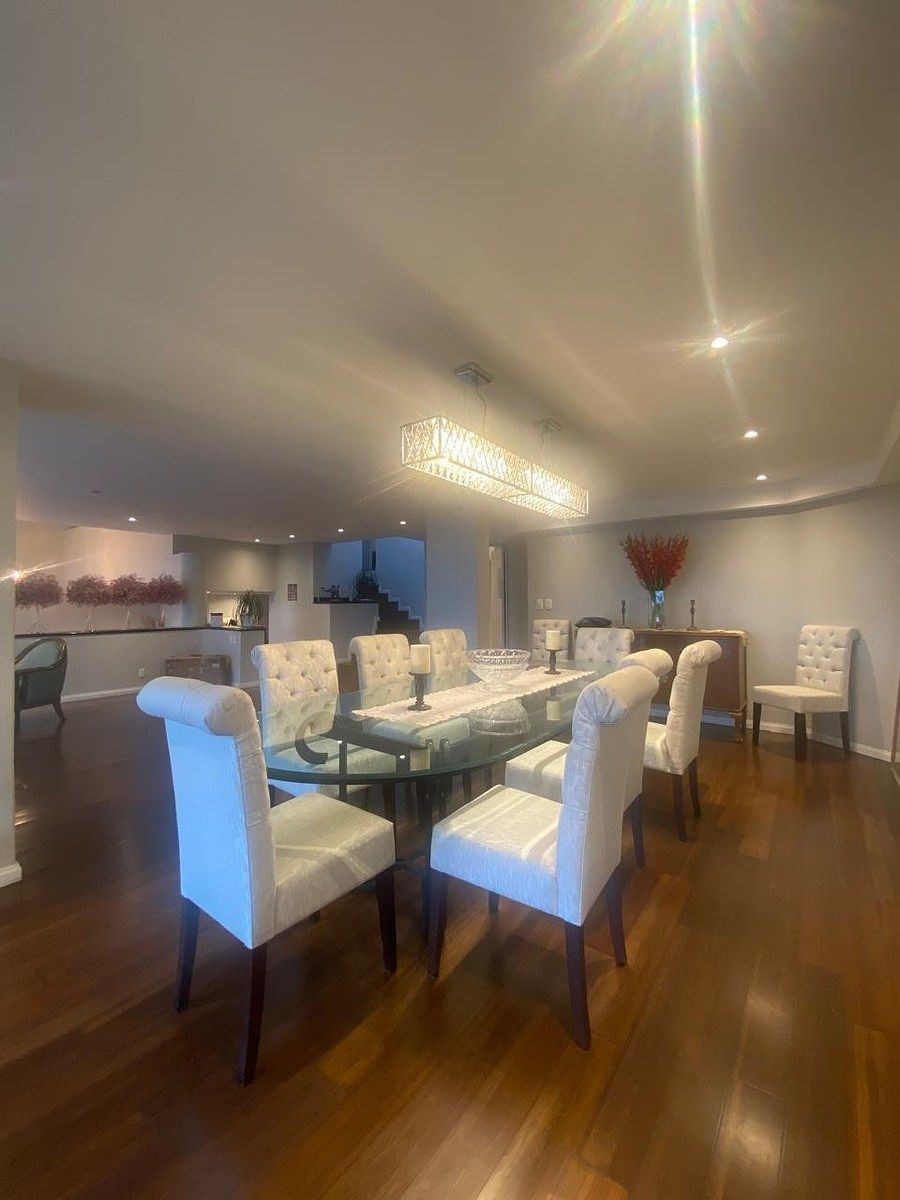 Casa en venta · Lomas Country Club, Huixquilucan, Estado de México Casa en venta · Lomas Country Club, Huixquilucan, Estado de México