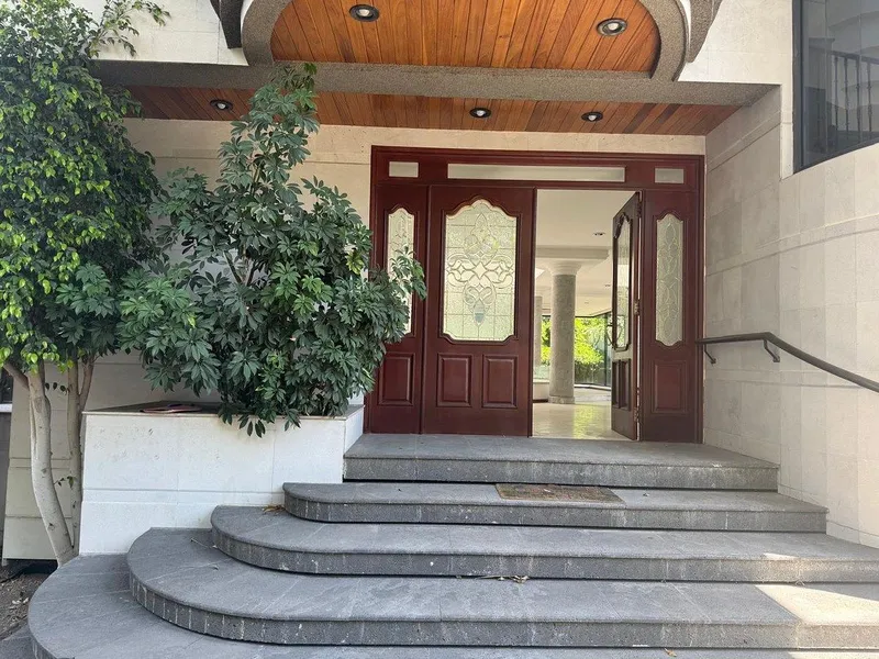 Casa en venta · Lomas de Chapultepec I Sección, Lomas de Chapultepec, Chapultepec, Miguel Hidalgo, Ciudad de México Casa en venta · Lomas de Chapultepec I Sección, Lomas de Chapultepec, Chapultepec, Miguel Hidalgo, Ciudad de México