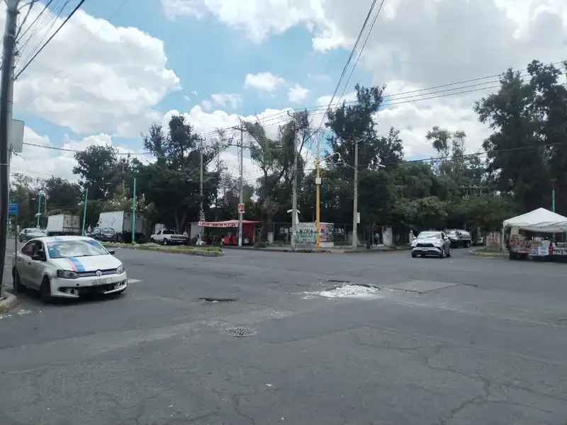 3.Vista hacia la calle principal .jpeg