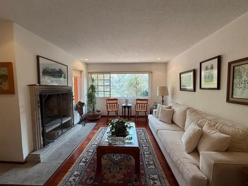 Casa en venta · Lomas Hipódromo, Naucalpan de Juárez, Estado de México Casa en venta · Lomas Hipódromo, Naucalpan de Juárez, Estado de México