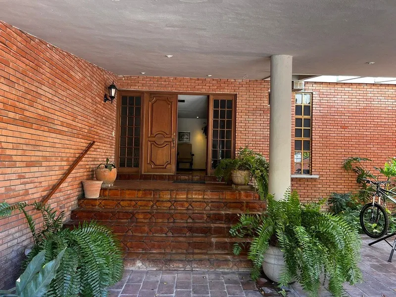 Casa en venta · Jerónimo Siller, San Pedro Garza García, Nuevo León Casa en venta · Jerónimo Siller, San Pedro Garza García, Nuevo León