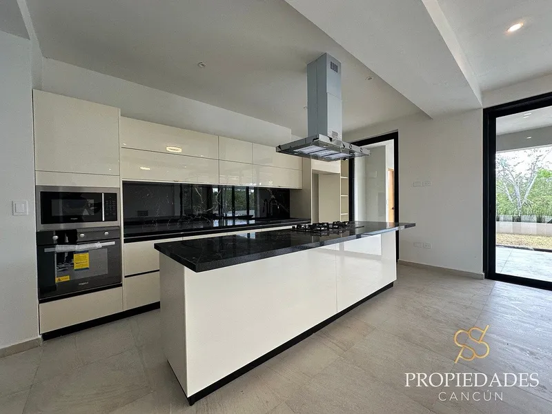 Casa en venta · Cancún, Benito Juárez, Quintana Roo Casa en venta · Cancún, Benito Juárez, Quintana Roo
