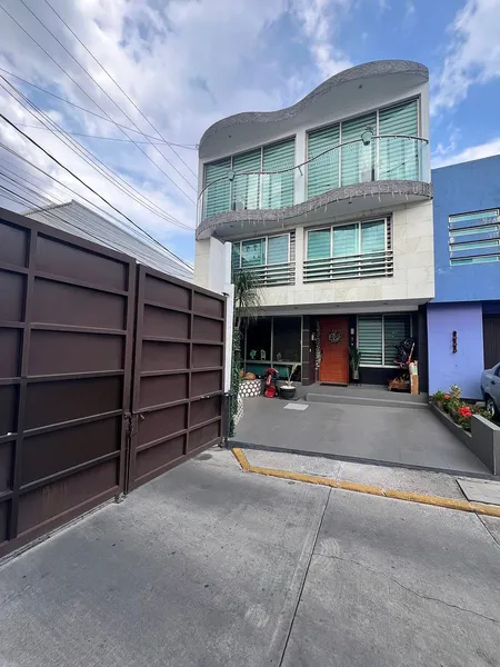Casa en venta · Lomas de San Juan Ixhuatepec, Tlalnepantla de Baz, Estado de México