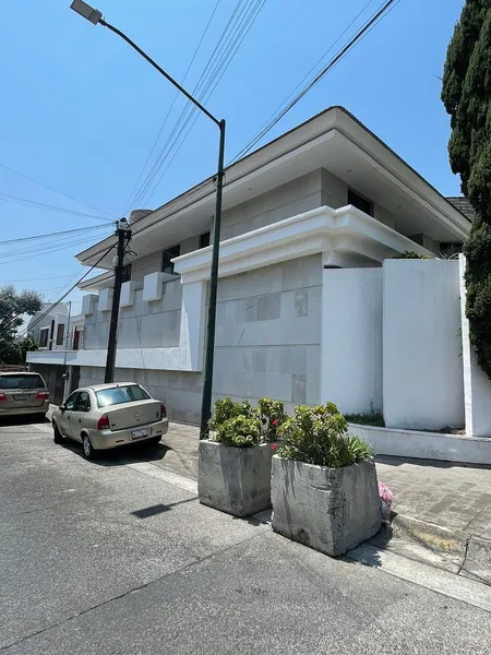 Casa en alquiler · Lomas de Tecamachalco, Naucalpan de Juárez, Estado de México