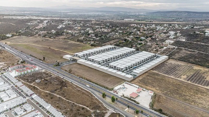 Nave industrial en venta · Tlacote El Bajo, Santiago de Querétaro, Querétaro