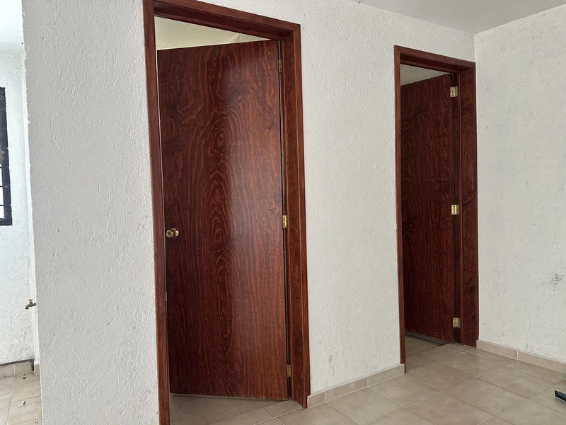 4 baños salon de fiestas.jpg