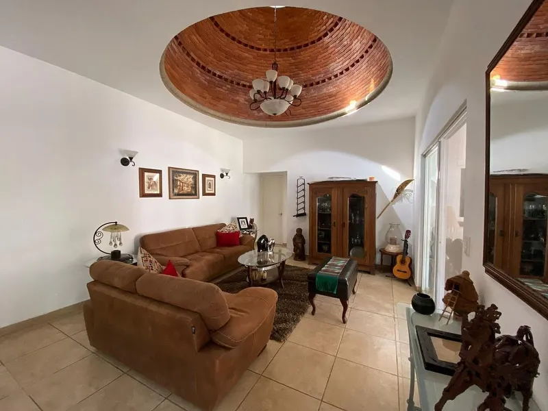 Casa en venta · Lomas de Jiutepec, Jiutepec, Morelos Casa en venta · Lomas de Jiutepec, Jiutepec, Morelos