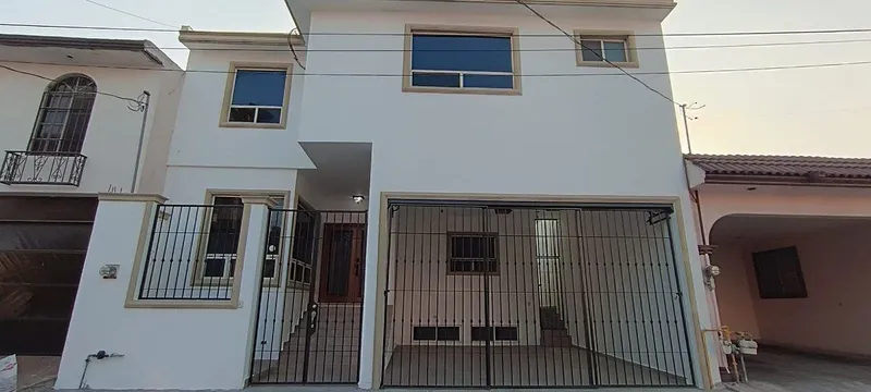 Casa en venta · Burócratas del Estado, Monterrey, Nuevo León