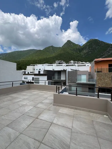 Casa en venta · Paseo del Vergel, Monterrey, Nuevo León