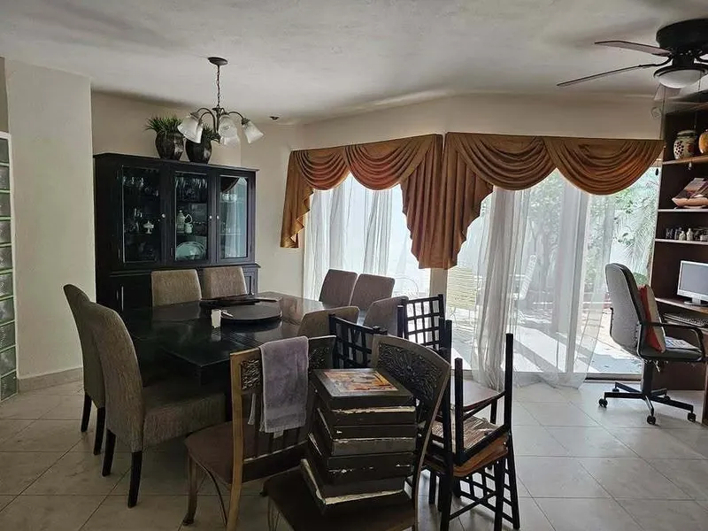 Casa en venta · Instituto Tecnológico de Estudios Superiores de Monterrey, Monterrey, Nuevo León