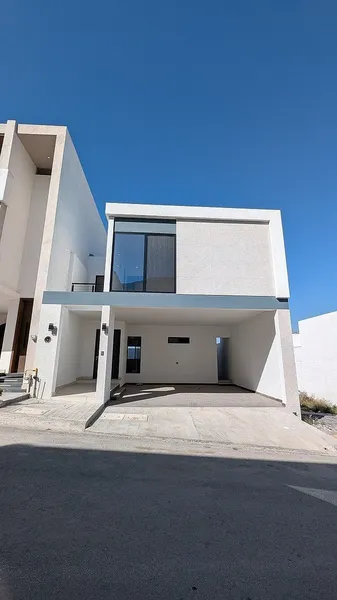 Casa en venta · Dominio Cumbres, García, Nuevo León