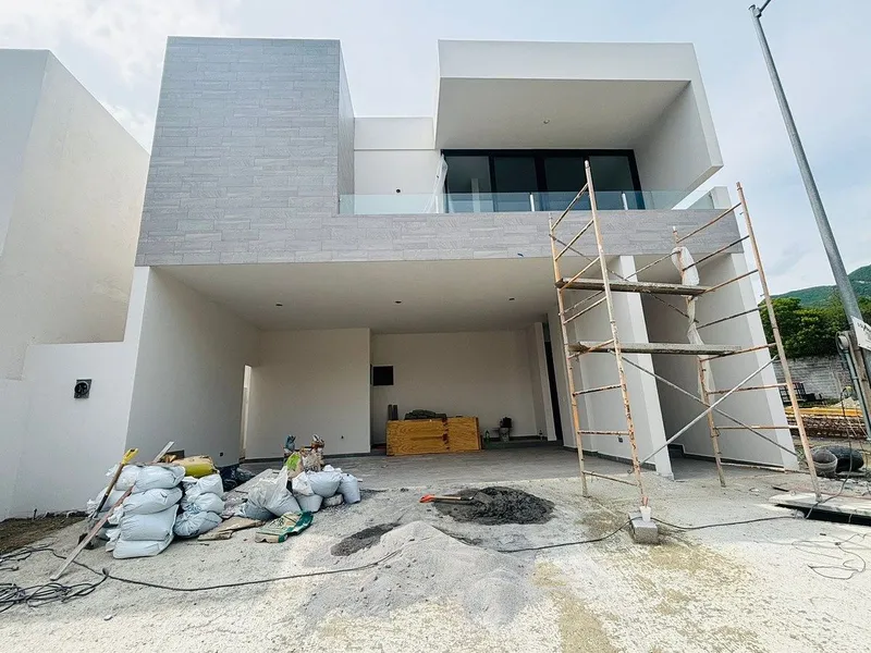 Casa en venta · Los Olivos Residencial, Santiago, Nuevo León
