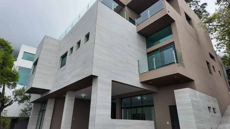 Casa en venta · Olinalá, San Pedro Garza García, Nuevo León