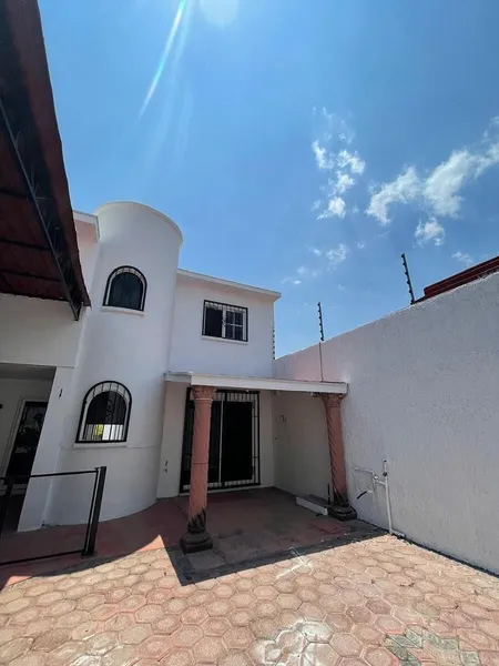 Casa en venta · Lomas de Tzompantle, Cuernavaca, Morelos