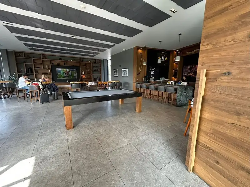 adriananieto.begrandrealestate_77132712.jpg