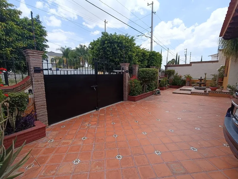 Casa en venta · San Francisco Juriquilla, Santiago de Querétaro, Querétaro