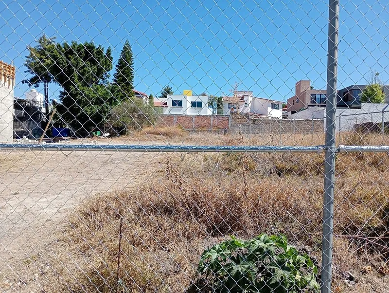 Lote en venta · Fraccionamiento Villas del Mesón, Santiago de Querétaro, Querétaro
