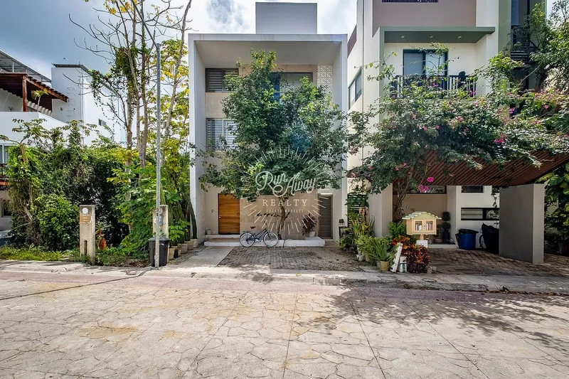 Casa en venta · Puerto Morelos, Quintana Roo Casa en venta · Puerto Morelos, Quintana Roo