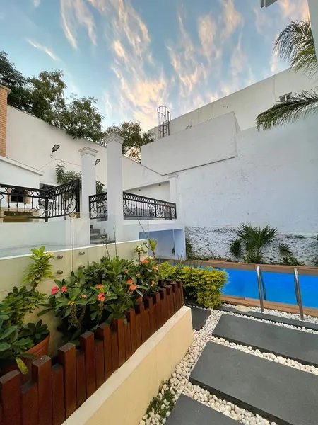 Casa en venta · Las Cumbres, Monterrey, Nuevo León Casa en venta · Las Cumbres, Monterrey, Nuevo León