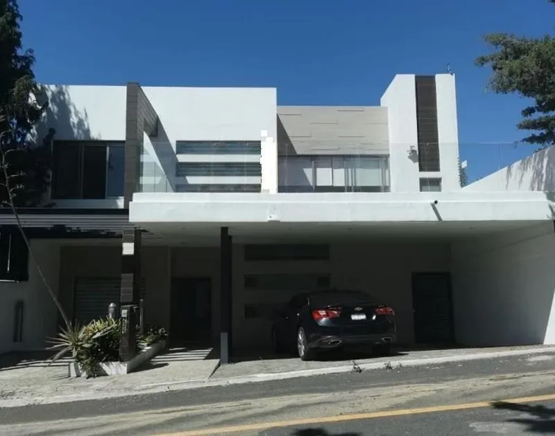 Casa en venta · Club de Golf Chiluca, Atizapán de Zaragoza, Estado de México