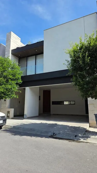 Casa en venta · Península, García, Nuevo León