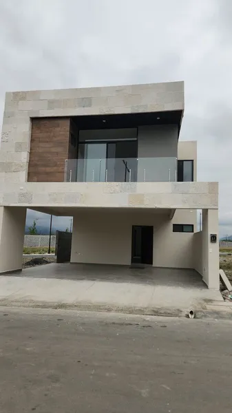 Casa en venta · Viento Libre, Santiago, Nuevo León