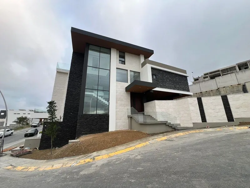 Casa en venta · Sierra Alta 10 Sector, Monterrey, Nuevo León
