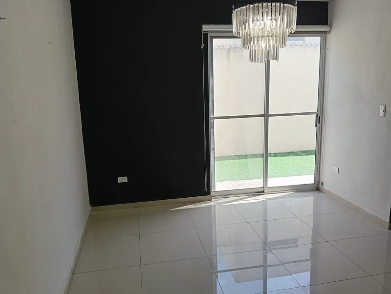 Casa en venta · Cerradas Magenta, Apodaca, Nuevo León