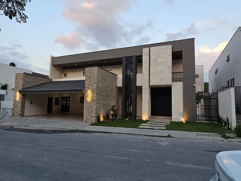 Casa en venta · Sierra Alta, Monterrey, Nuevo León