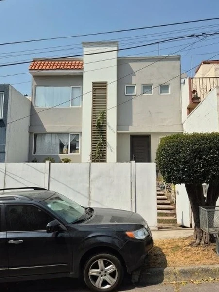 Casa en venta · Ciudad Satélite, Naucalpan de Juárez, Estado de México