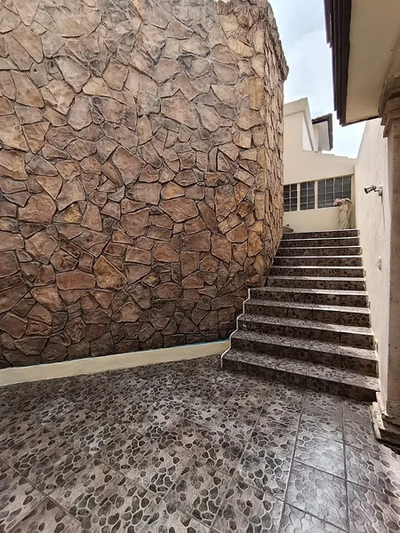 Casa en venta · Fuentes del Valle, San Pedro Garza García, Nuevo León