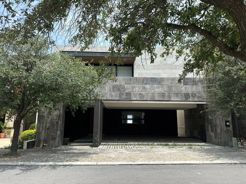 Casa en renta · Residencial Cordillera, Santa Catarina, Nuevo León