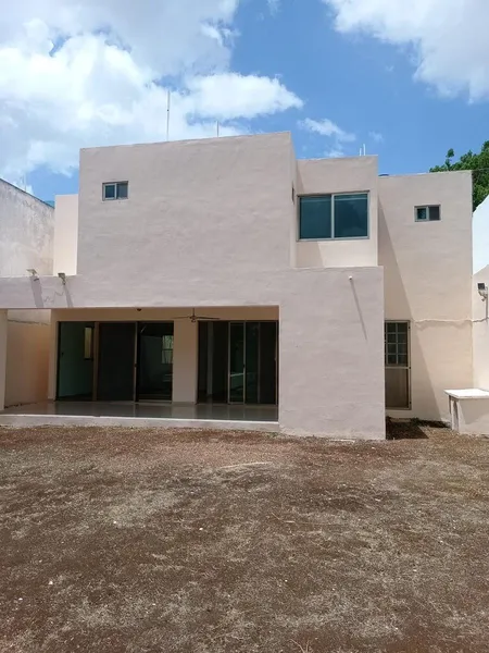 Casa en venta · Núcleo Sodzil, Mérida, Yucatán