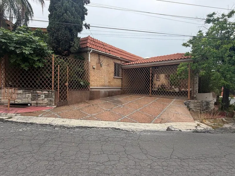 Casa en venta · Contry la Silla, Guadalupe, Nuevo León