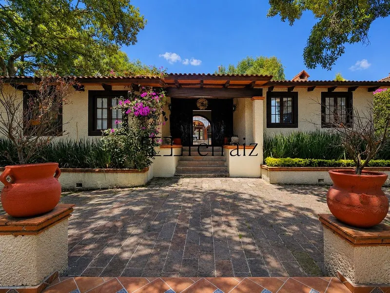 Casa en renta · Hacienda de Valle Escondido, Atizapán de Zaragoza, Estado de México