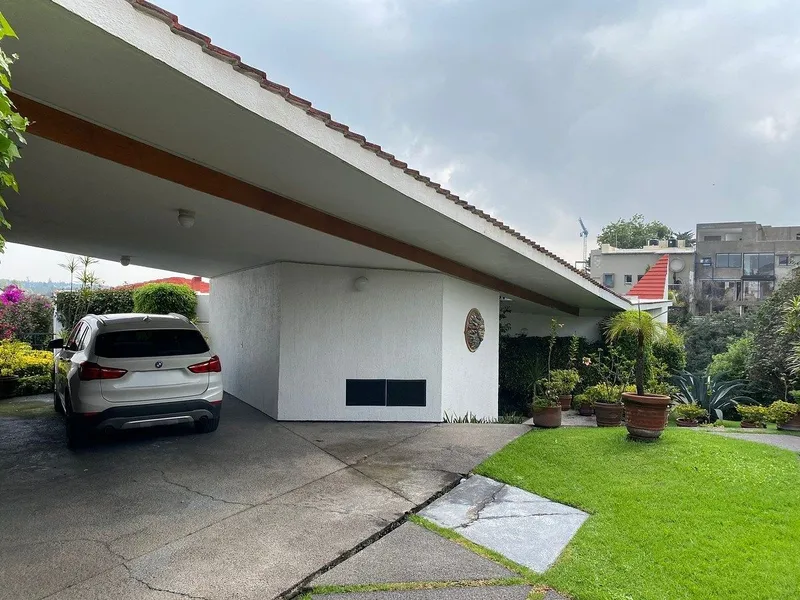 Casa en venta · Lomas de Tecamachalco, Naucalpan de Juárez, Estado de México
