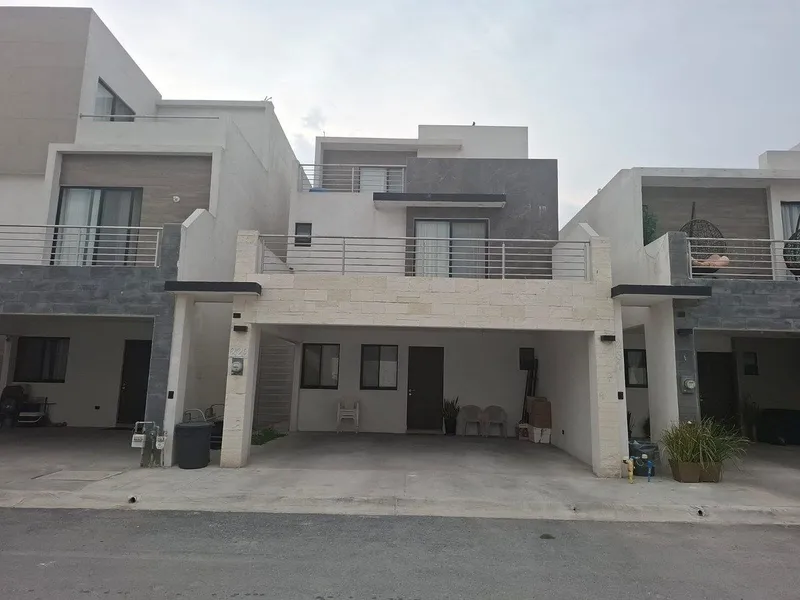 Casa en venta · Mitras Poniente, García, Nuevo León